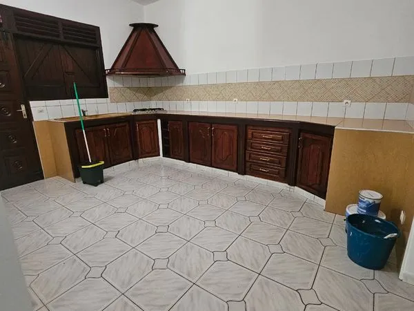 Haut de villa a louer