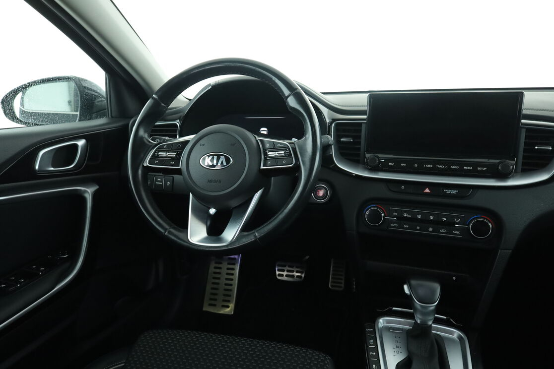 Kia XCeed 1.4 T-GDi ISG Launch Edition DCT7 — photo 12
