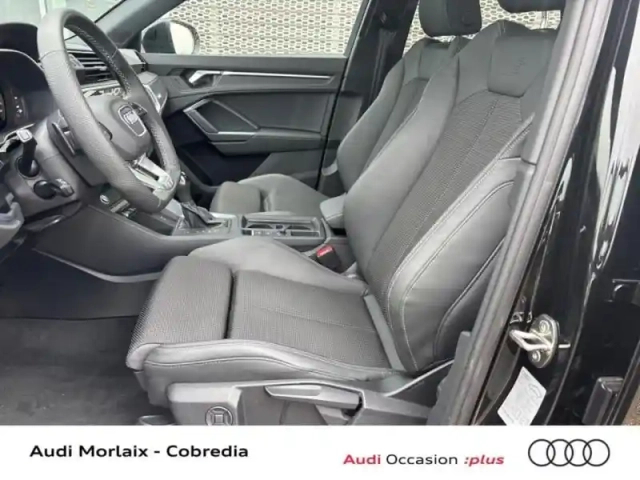 Audi Q3 35 tfsi 150ch s line plus s tronic 7 — photo 22