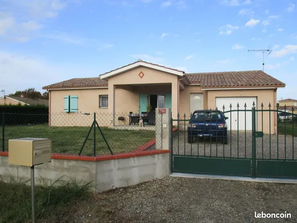 Maison Location La Ville-Dieu-du-Temple 4p 100m² 880€