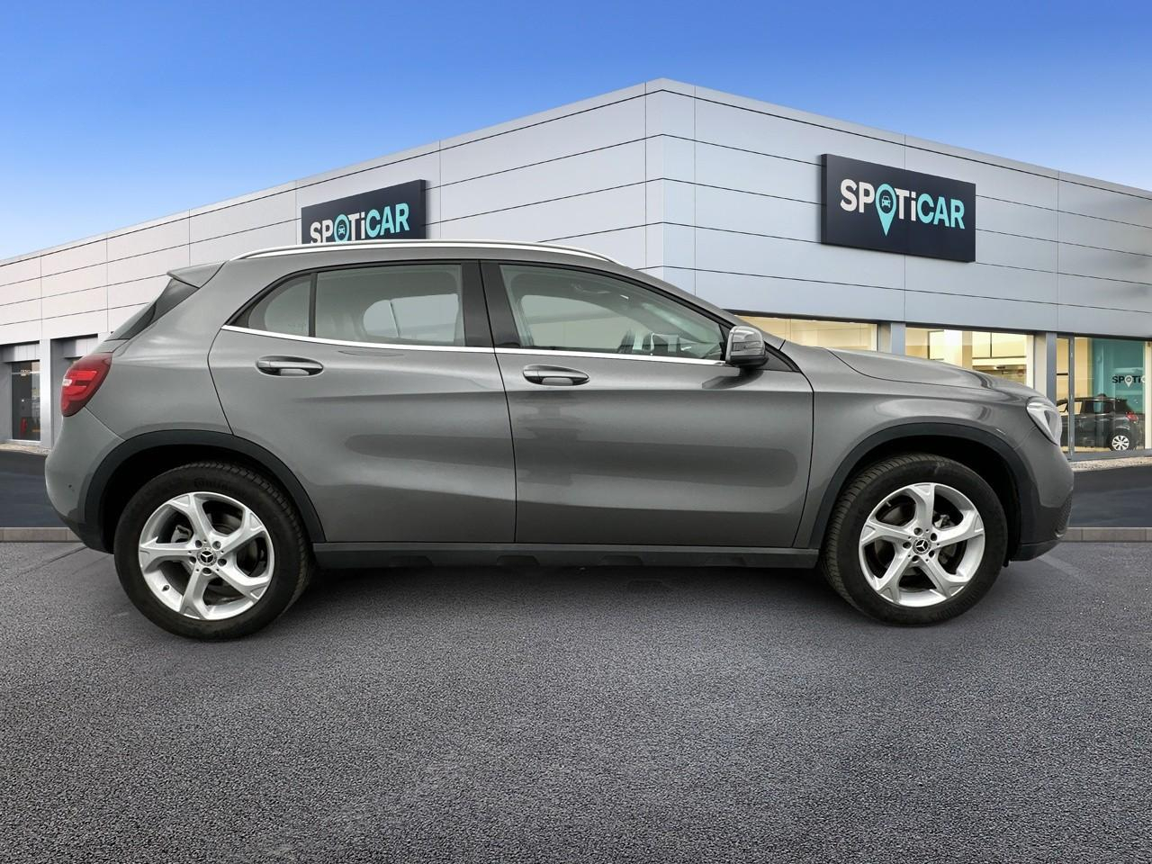 Mercedes Gla 180 sensation 7-g dct a — photo 4