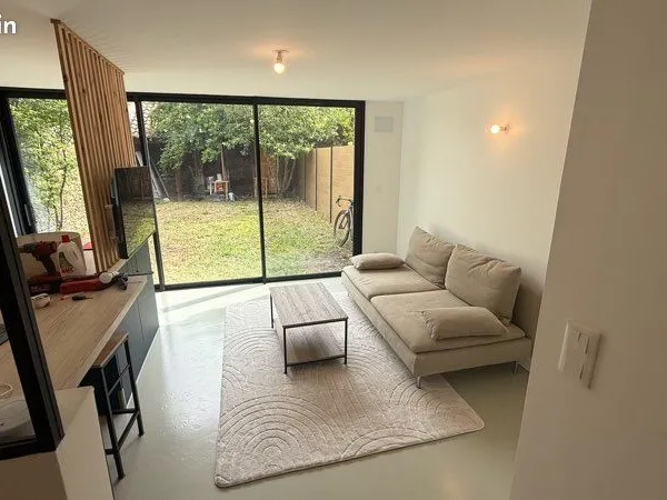 🌿 T2 meublé de 38 m² avec jardin privatif de 50 m² - 679 CC - Disponible à partir du 12 août