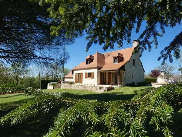 Maison 7 pièces 148 m²