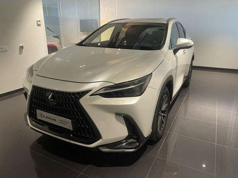 Lexus NX Lexus NX 450h+ Luxe 4WD Pack Design — photo 1
