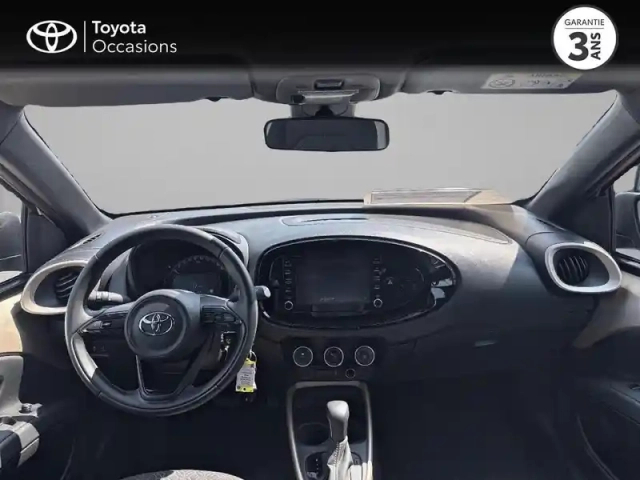 Toyota Aygo X 1.0 vvt-i 72ch design s-cvt — photo 8