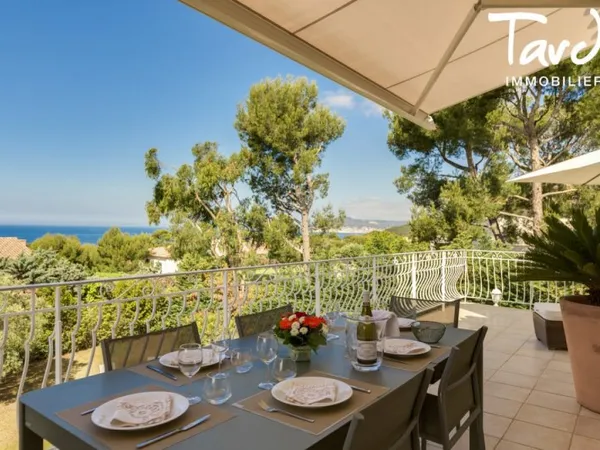Villa familiale avec vue mer - Domaine privé - 83150 BANDOL