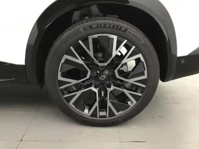 Renault Austral nouveau full hybrid e-tech 200 ch esprit alpine — photo 9