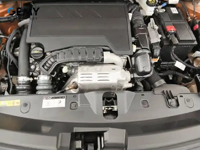 Peugeot 2008 puretech 130 s&amp;s eat8 — photo 53