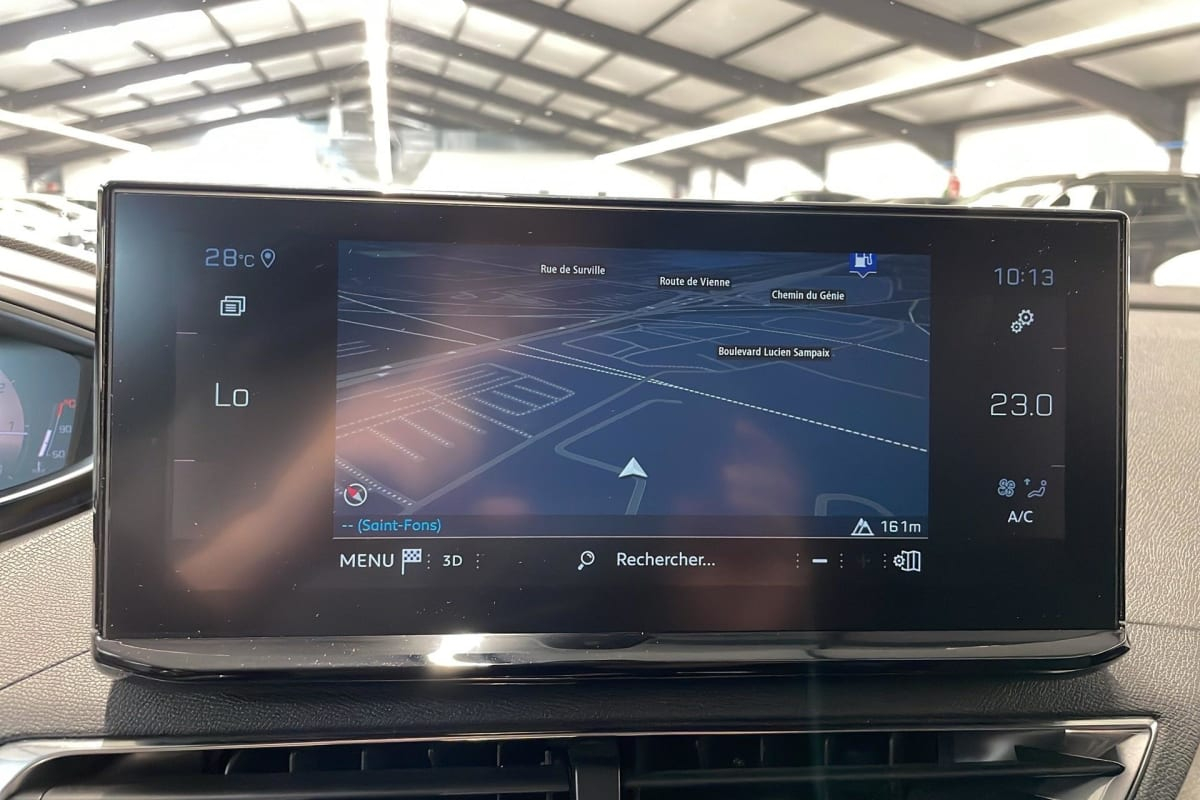 Peugeot 5008 — photo 18