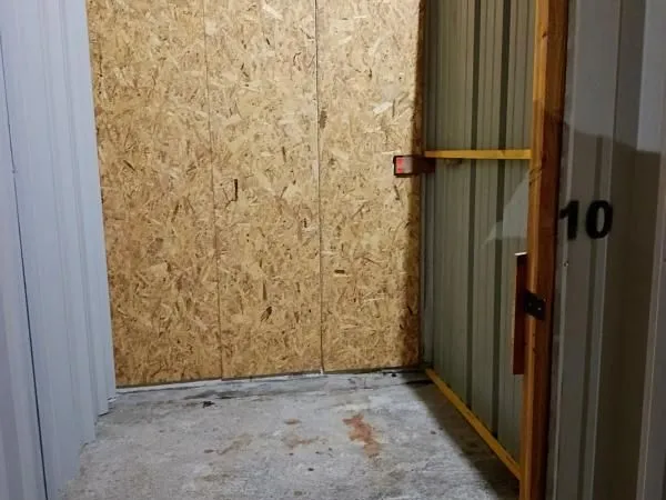 Garage/box 20 m² Saint Maixent Ldecole