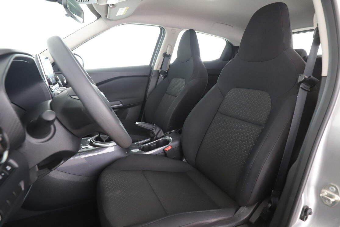 Nissan Juke 1.0 DIG-T Acenta BVM6 — photo 9