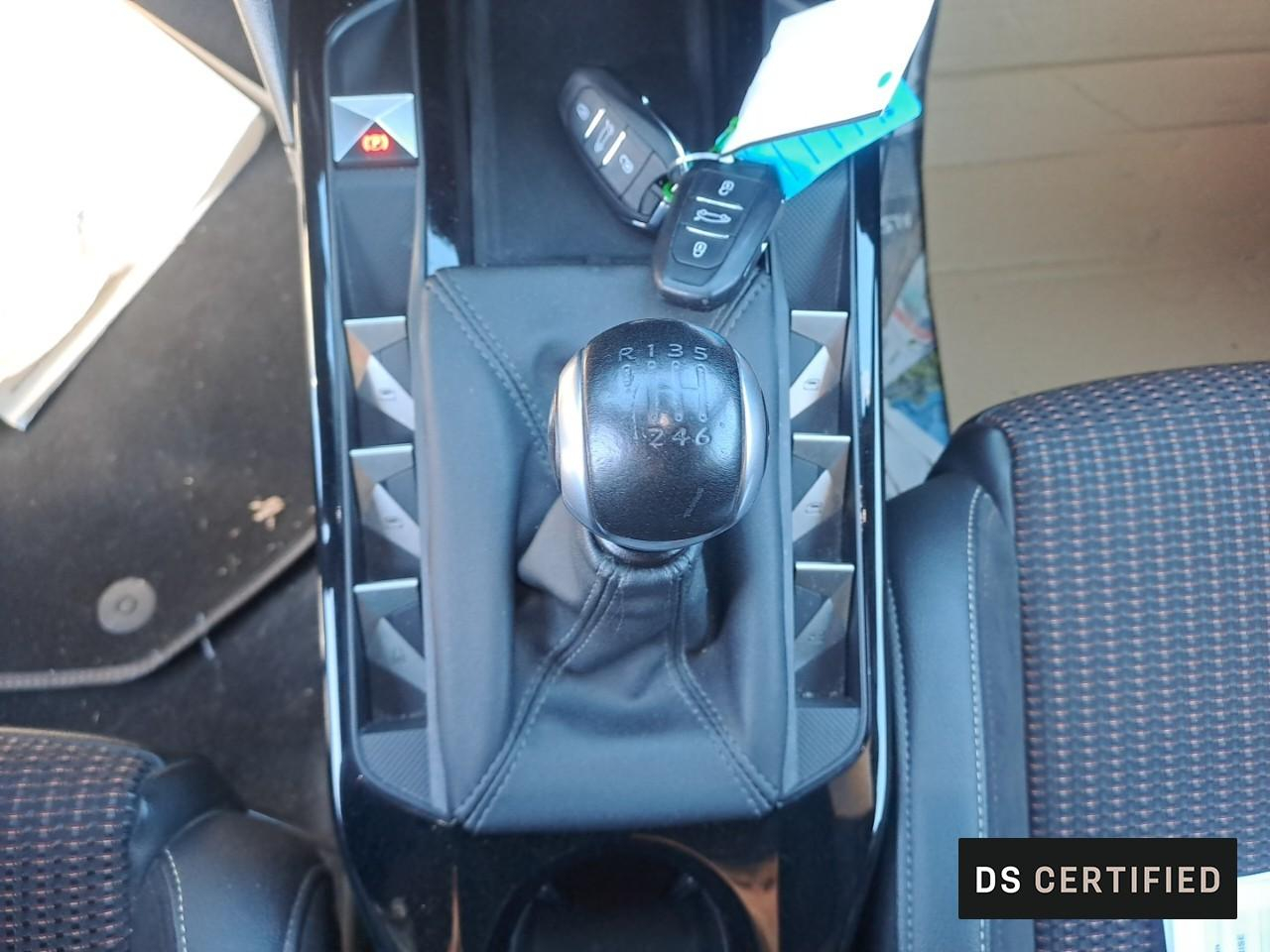 Ds Ds 3 crossback bluehdi 110 bvm6 performance line — photo 20