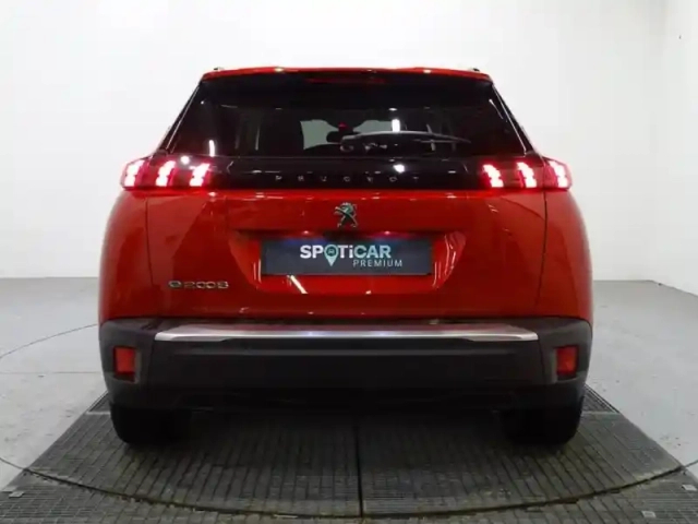 Peugeot 2008 e- 136ch allure business — photo 4