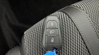 Peugeot 2008 1.2 PureTech 130ch S&S GT EAT8 — photo 16