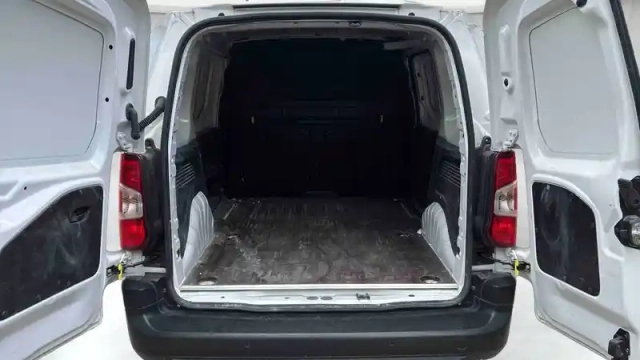 Toyota Proace city medium 1.5l 130 d-4d — photo 88