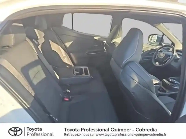 Toyota C-Hr + 224ch 77kwh design grande autonomie — photo 7