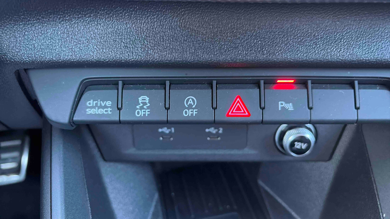 Audi A1 Sportback 30 TFSI 110 ch S tronic 7 — photo 23