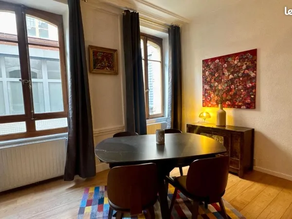 Spacieux 126 M2 au coeur de Pontarlier