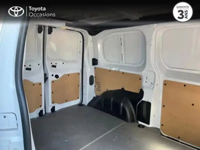 Toyota Proace medium electric 136ch 75kwh start mc24 — photo 12
