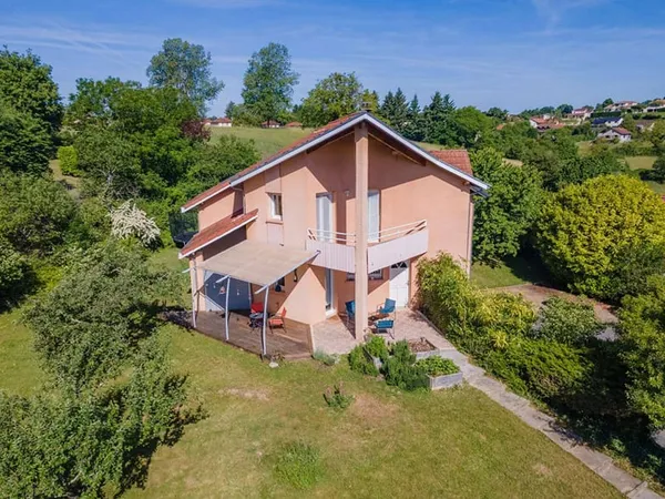 Maison 6 pièces 155 m²