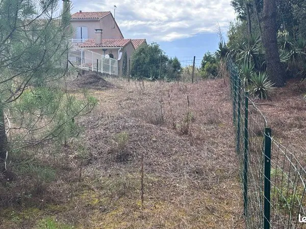 Terrain constructible face Estuaire