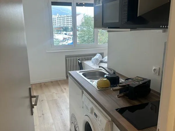 Studio meublé