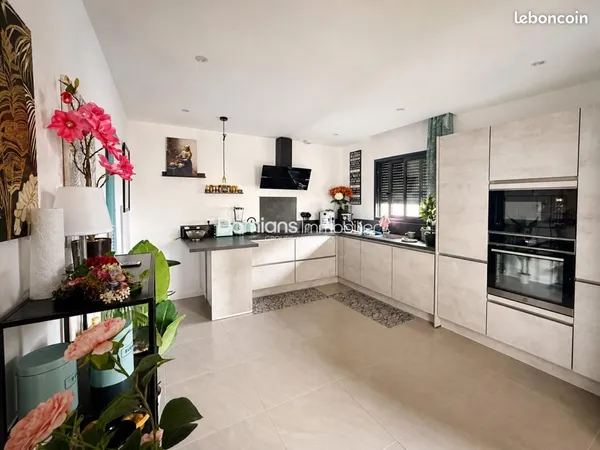Duplex 4 pièces 121 m²