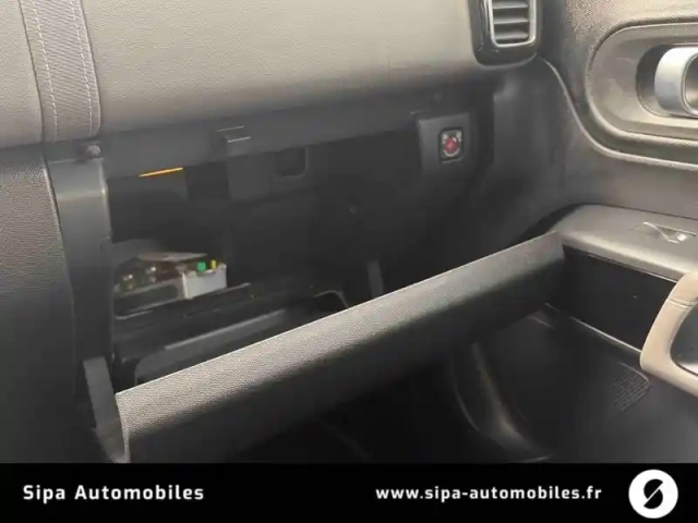 Citroën C5 Aircross hybride rechargeable 225 e-eat8 — photo 41