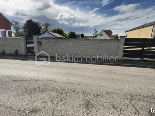 Terrain 638 m² Moy De L Aisne