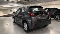 Toyota Yaris 116h Dynamic 5p MY22 — photo 7