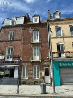 Immeuble 61 m²