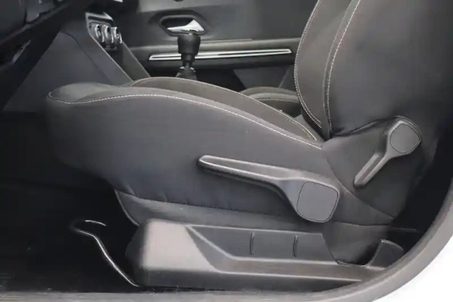 Dacia Jogger eco-g 100 5 places — photo 28