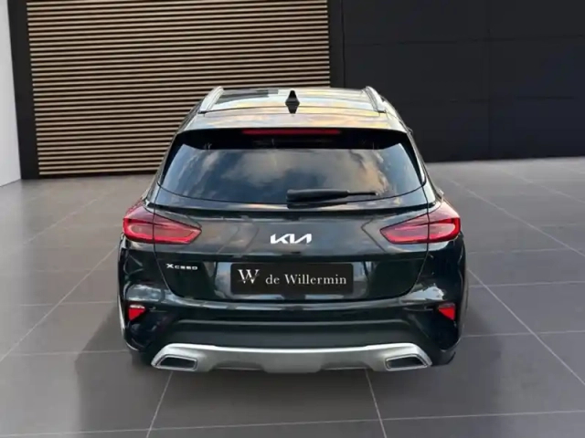Kia Xceed design plug-in hybrid — photo 4
