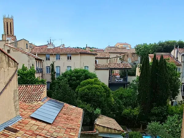 VENTE Appartement T4 lumineux - Dernier étage - Centre historique d'Aix-en-Provence - Calme absolu