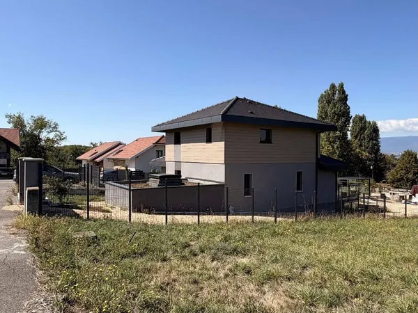 Villa 6 pièces 157 m²