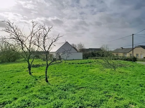Terrain 824 m²