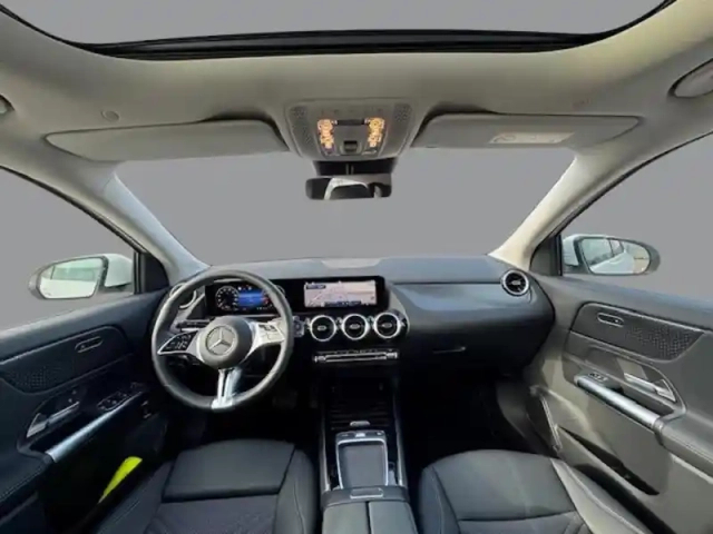 Mercedes Gla pack progressive line — photo 11