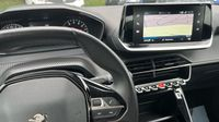 Peugeot 2008 1.2 PureTech 130ch S&S Style — photo 19