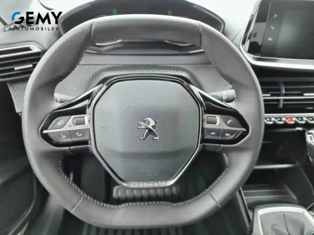 Peugeot 208 puretech 100 s&amp;s bvm6 — photo 12
