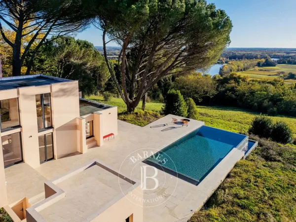 Langoiran - Maison d'architecte de 390 m² - Vue imprenable - Jar