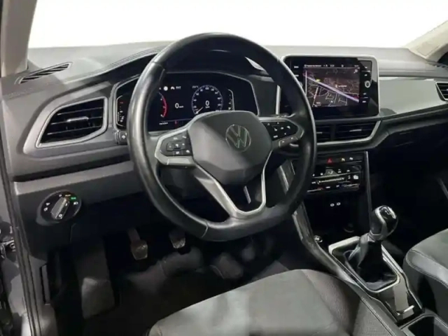Volkswagen T-Roc 1.5 tsi evo 150 start/stop bvm6 style — photo 9
