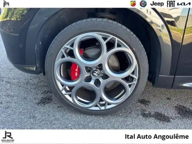 Alfa Romeo Tonale 1.3 phev 280ch veloce at6 e-q4 — photo 11