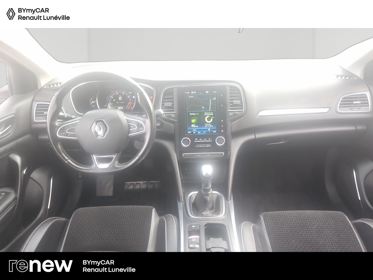 Renault Mégane IV Berline TCe 140 FAP — photo 9