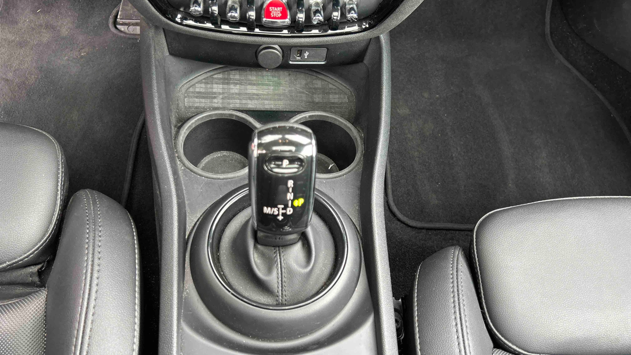 Mini Clubman Cooper 136 ch DKG7 — photo 23