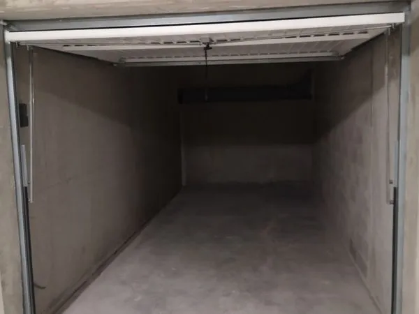 Garage box à Perrignier