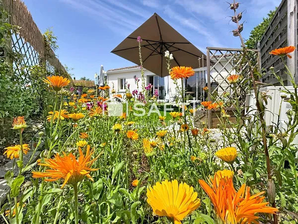 Maison de plain pied dans le bourg