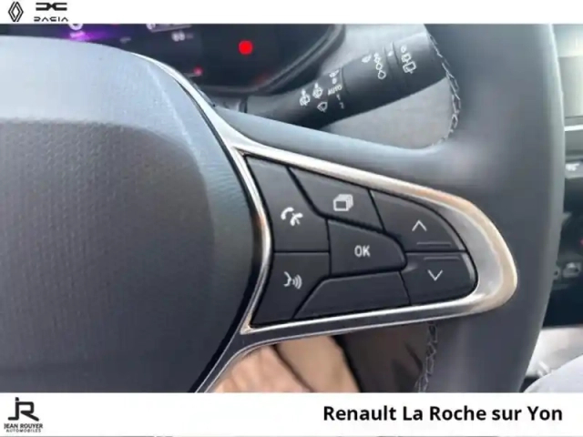 Renault Clio 1.0 tce 90ch evolution - 24 — photo 11