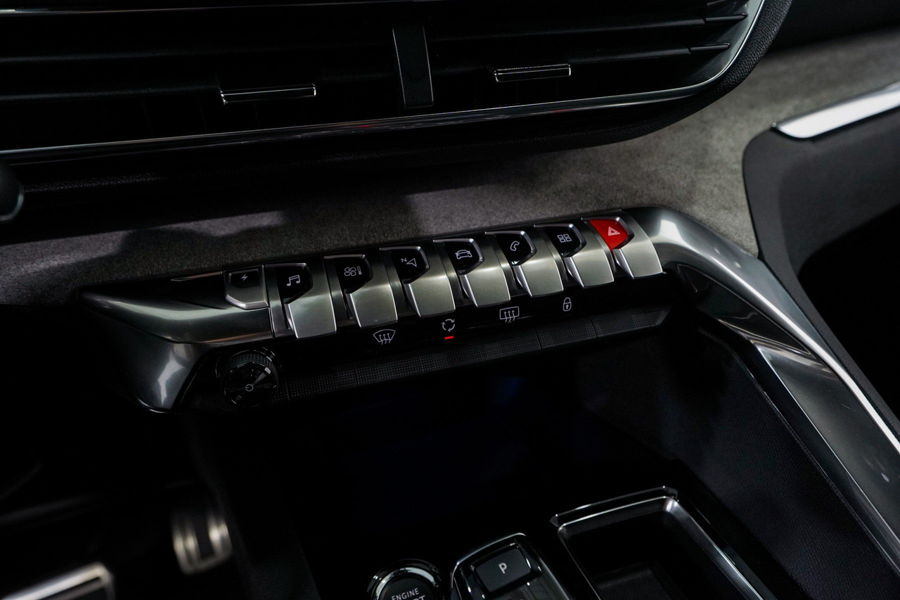 Peugeot 3008 — photo 25