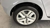 Renault Clio 1.5 Blue dCi 100ch Evolution - 24 — photo 22