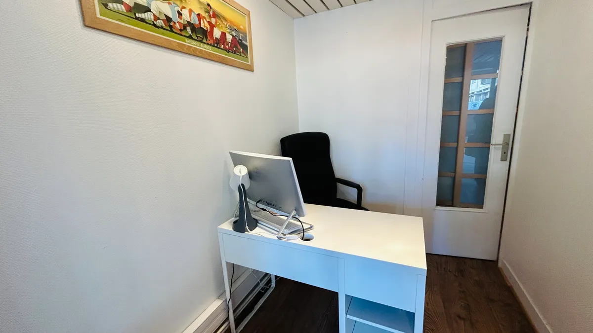 Photo 3